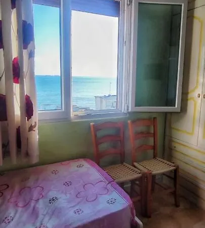 A&k Sea View 7 *